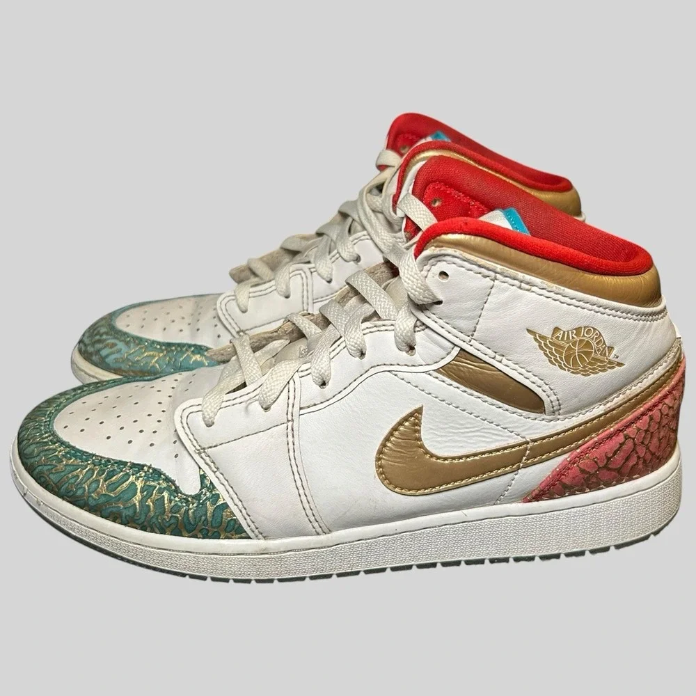 Air Jordan I 1 Mid NC To Chi sz‎ 7Y FB2212-100